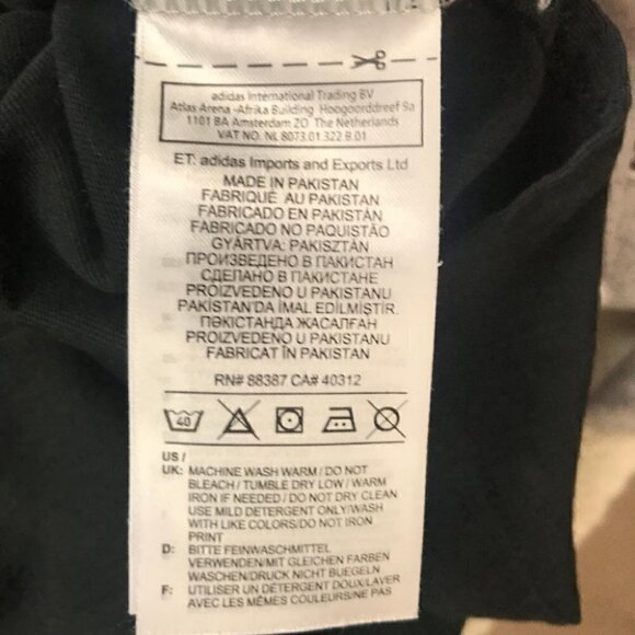 Adidas Grey and Black T-shirt Size M - Picture 8 of 8